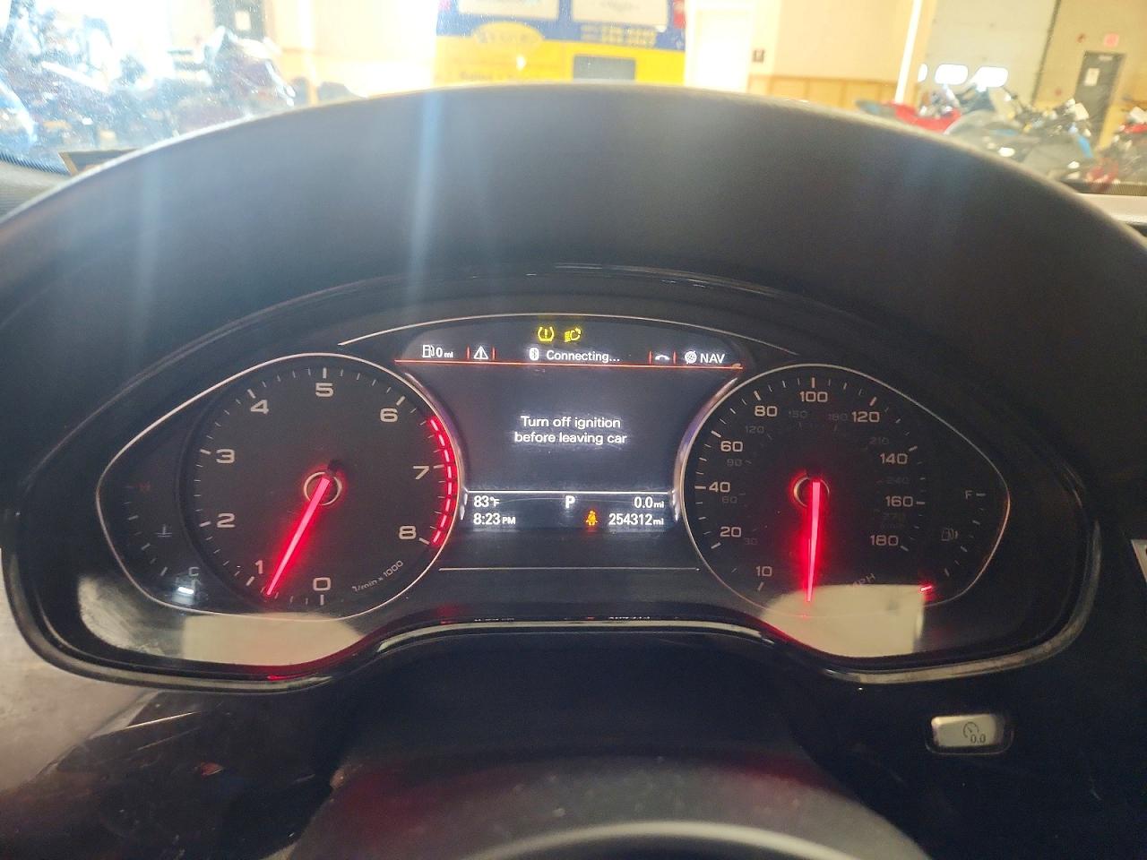 WAU34AFD7GN018183 · 2016 AUDI A8 · 9/12