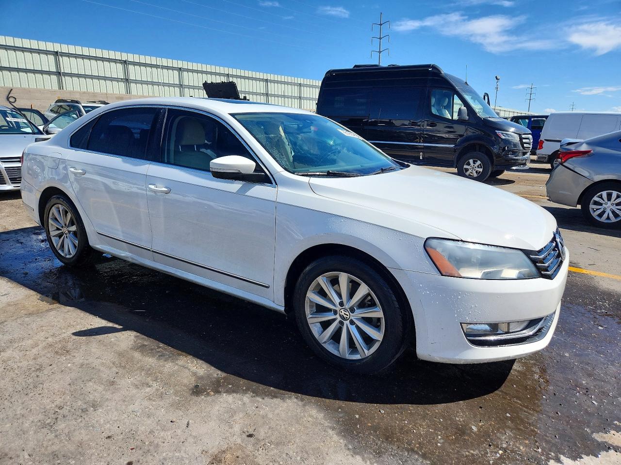 1VWCP7A36CC078115 · 2012 VOLKSWAGEN PASSAT · 4/12