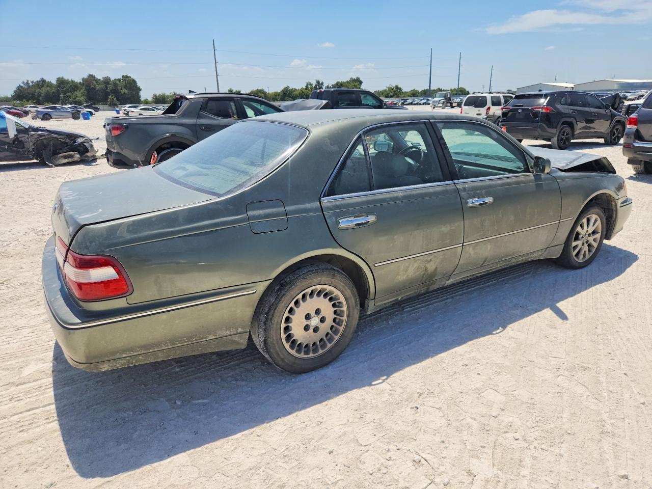 JNKBY31AXVM301660 · 1997 INFINITI Q45 · 3/12