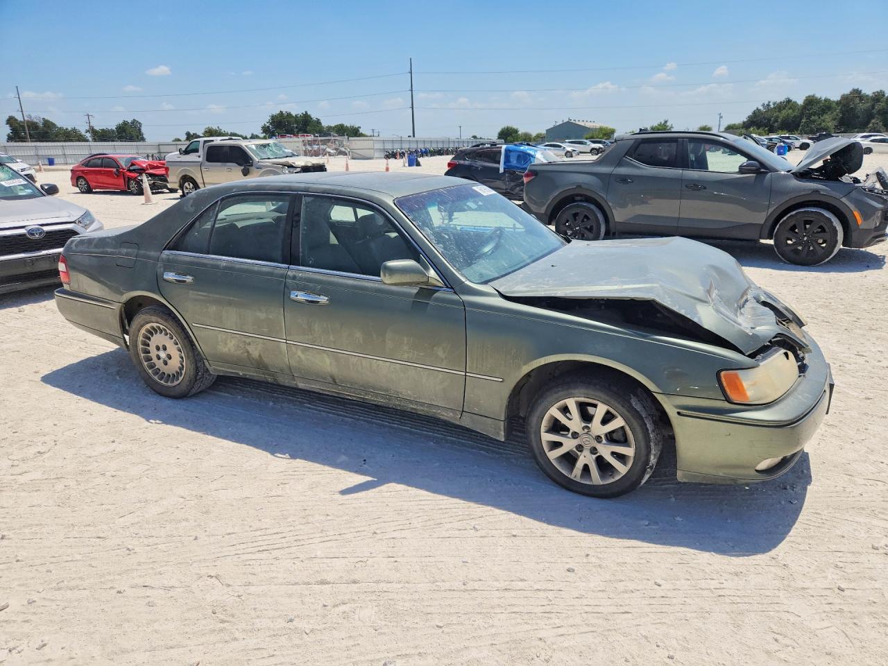 JNKBY31AXVM301660 · 1997 INFINITI Q45 · 4/12