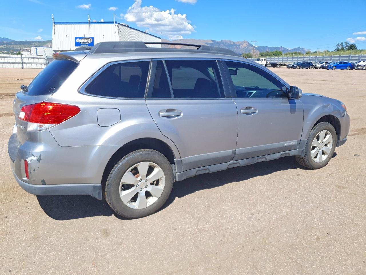 4S4BRCCC1A3317304 · 2010 SUBARU OUTBACK · 3/12