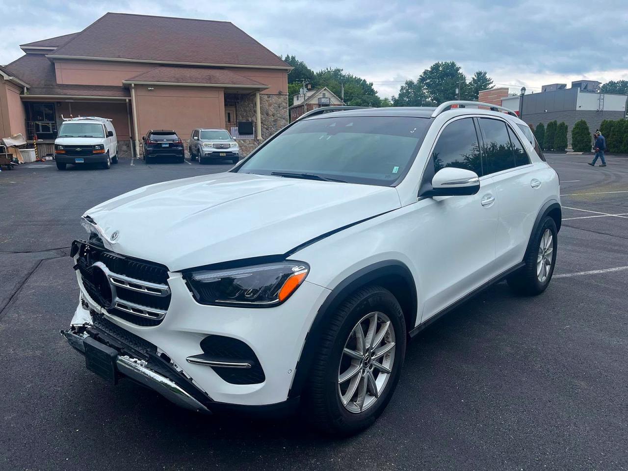 2025 MERCEDES-BENZ GLE