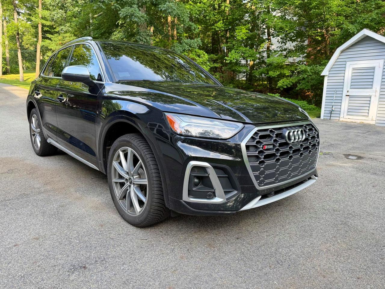 WA1B4AFY9M2015763 · 2021 AUDI SQ5