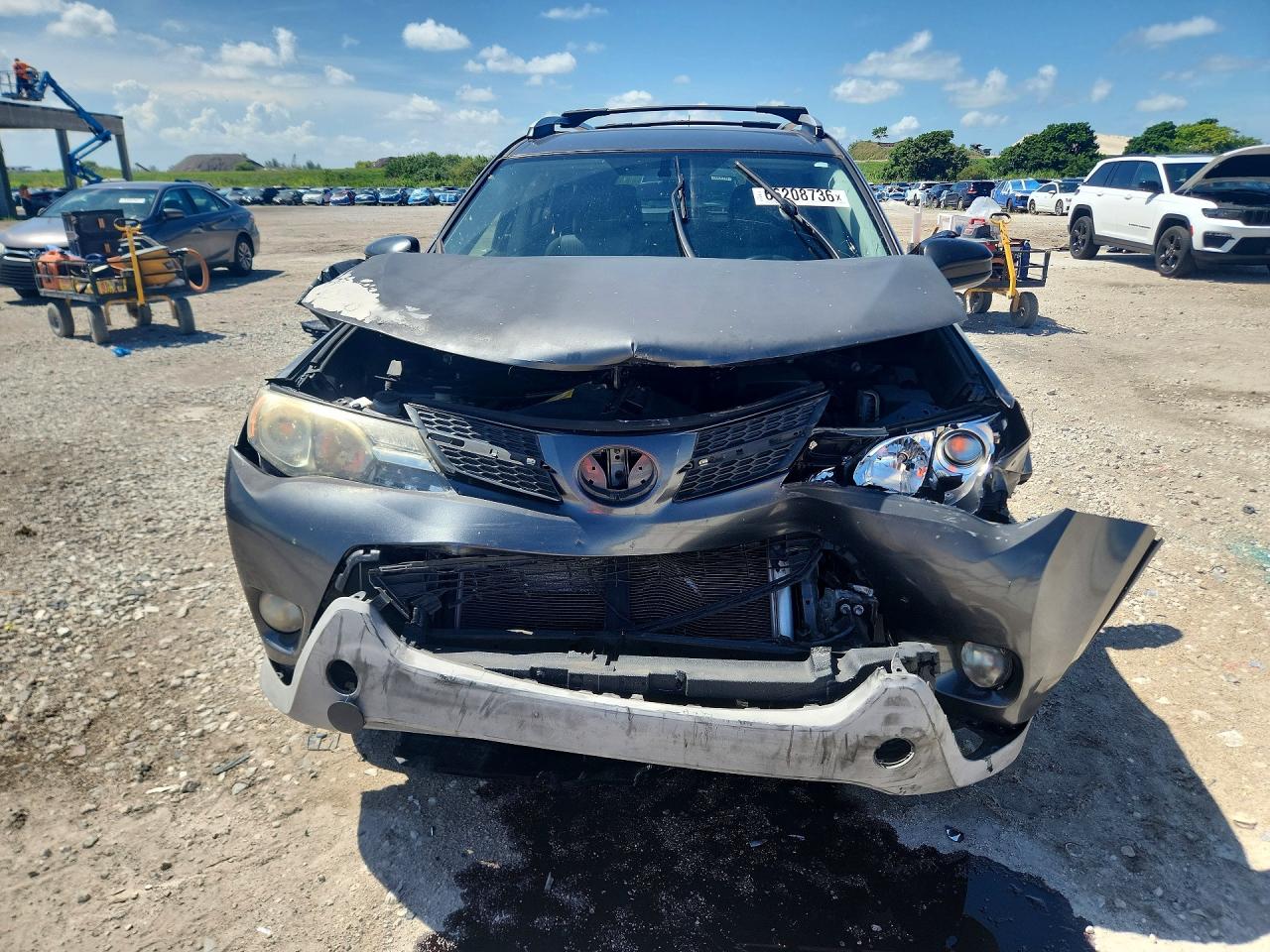 JTMZFREV5EJ019045 · 2014 TOYOTA RAV4 · 5/13
