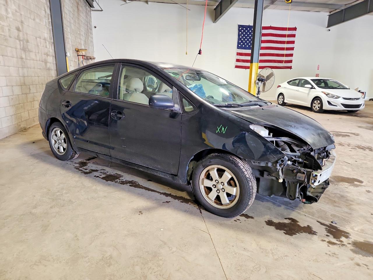 JTDKB20UX40105474 · 2004 TOYOTA PRIUS · 4/13