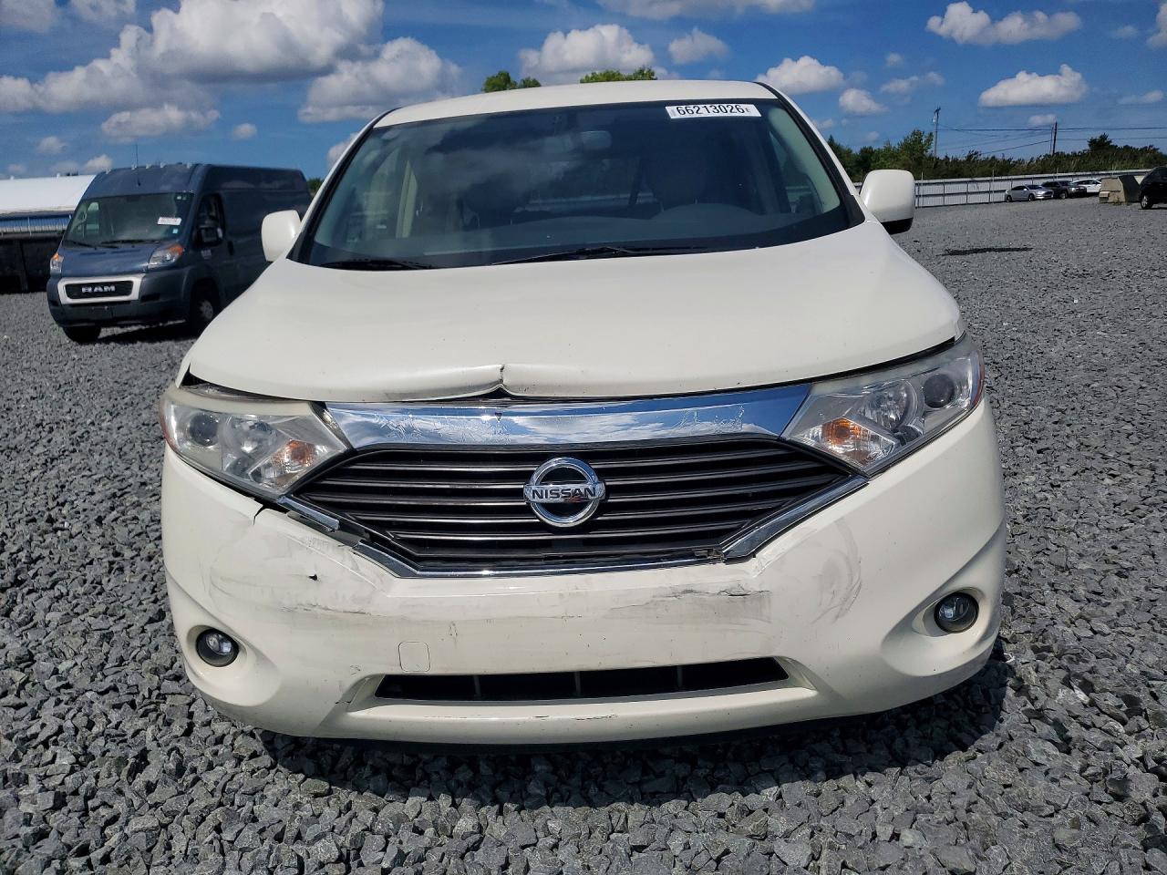 JN8AE2KP8F9131620 · 2015 NISSAN QUEST · 5/13