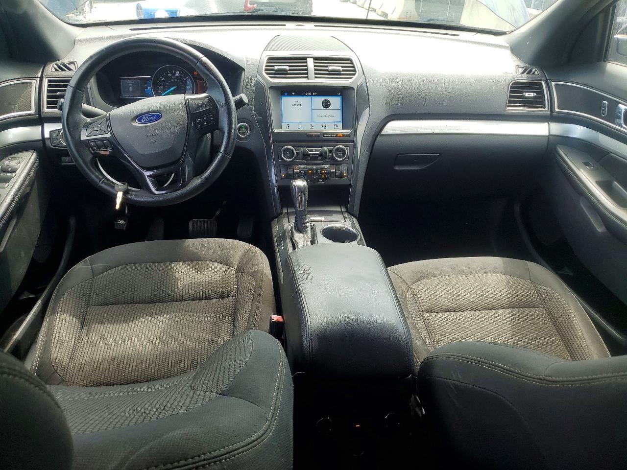1FM5K7D85HGD10698 · 2017 FORD EXPLORER · 8/13