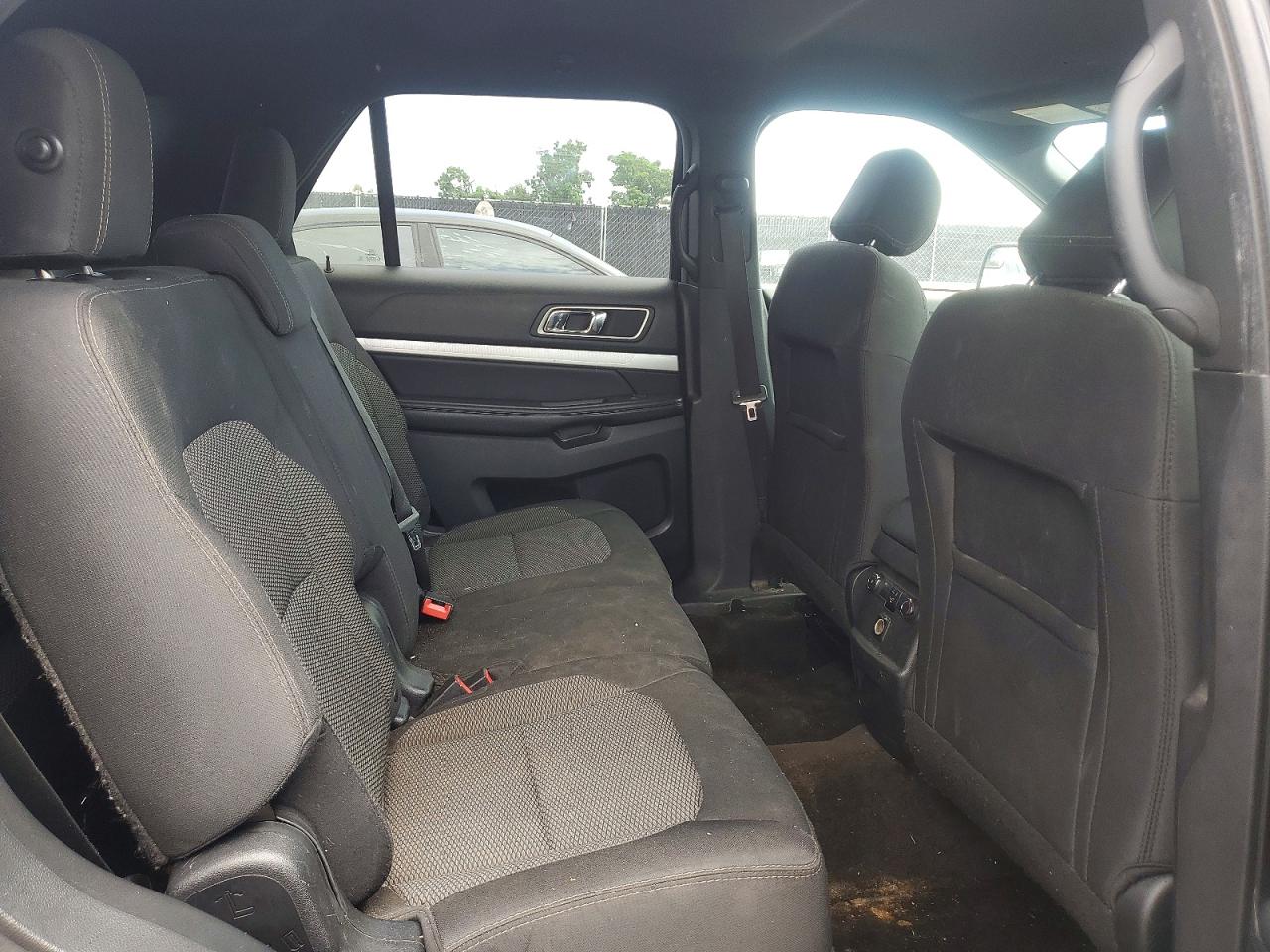 1FM5K7D85HGD10698 · 2017 FORD EXPLORER · 11/13