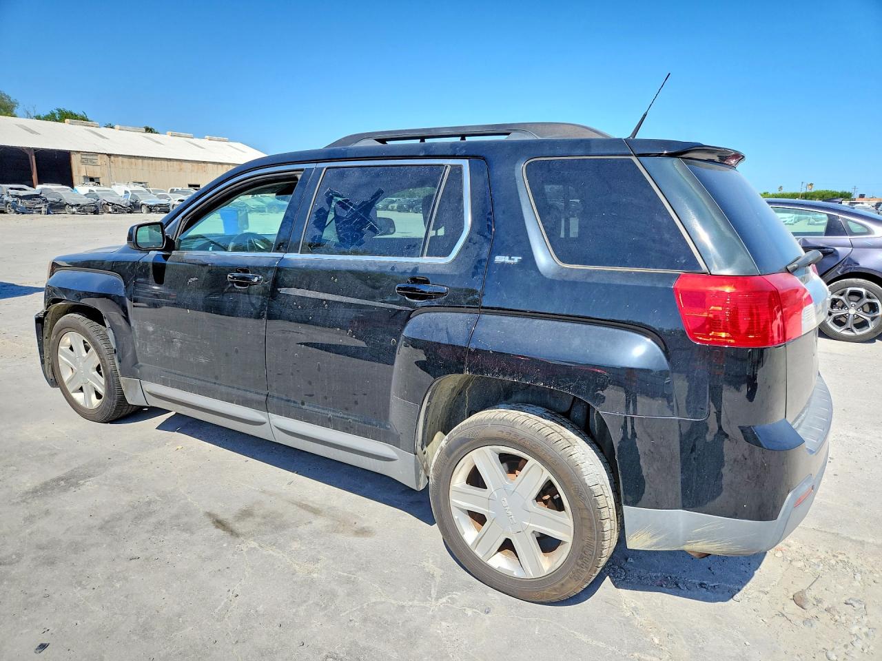 2CTFLVEC0B6291454 · 2011 GMC TERRAIN · 2/12