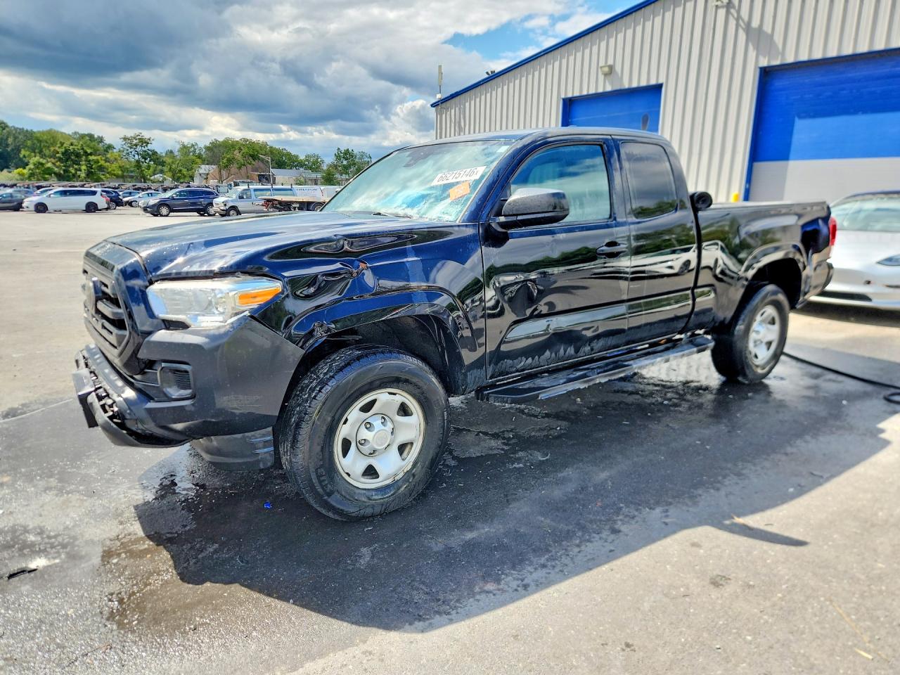 5TFRX5GN1JX104264 · 2018 TOYOTA TACOMA
