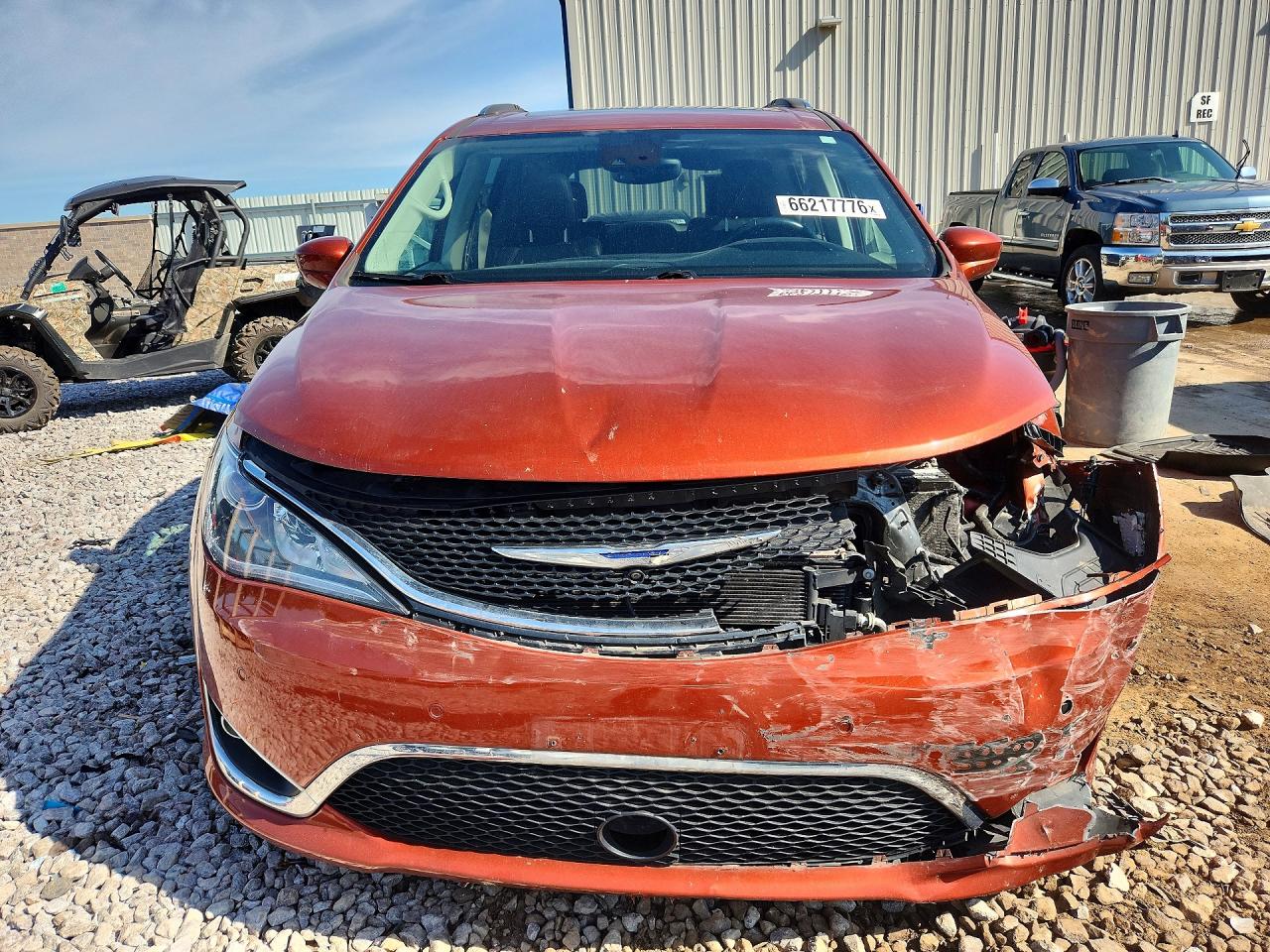 2C4RC1EG2JR157059 · 2018 CHRYSLER PACIFICA · 5/13