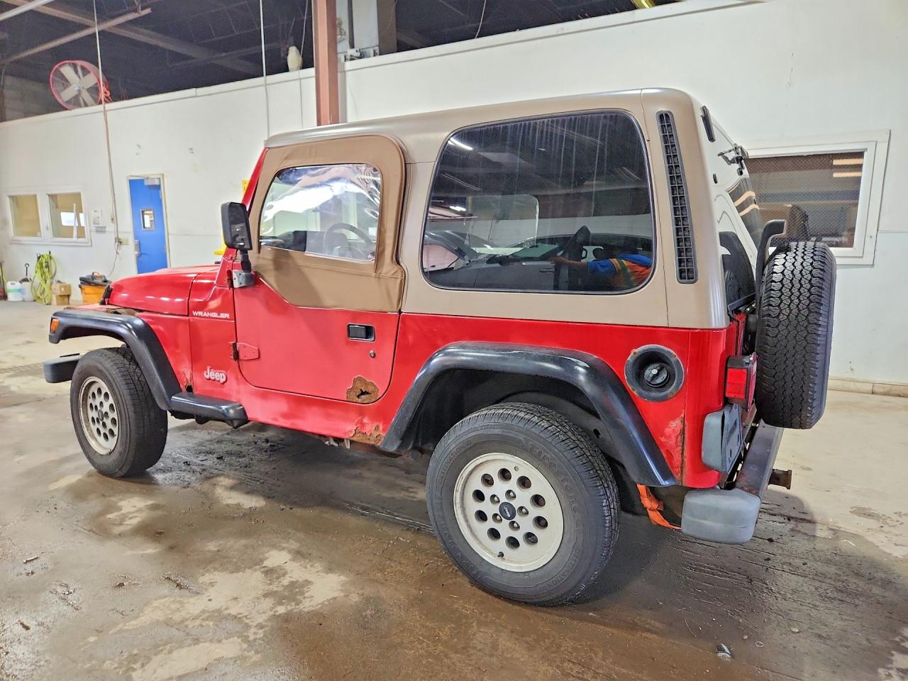 1J4FY29P0VP536521 · 1997 JEEP WRANGLER / TJ · 2/14