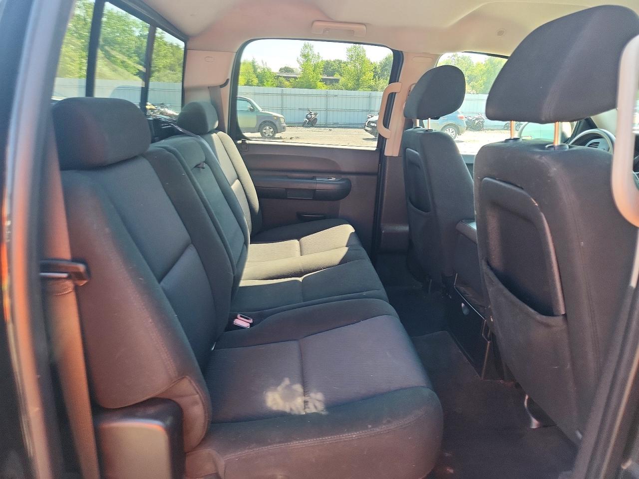 3GCRKSE39AG138844 · 2010 CHEVROLET SILVERADO · 10/12
