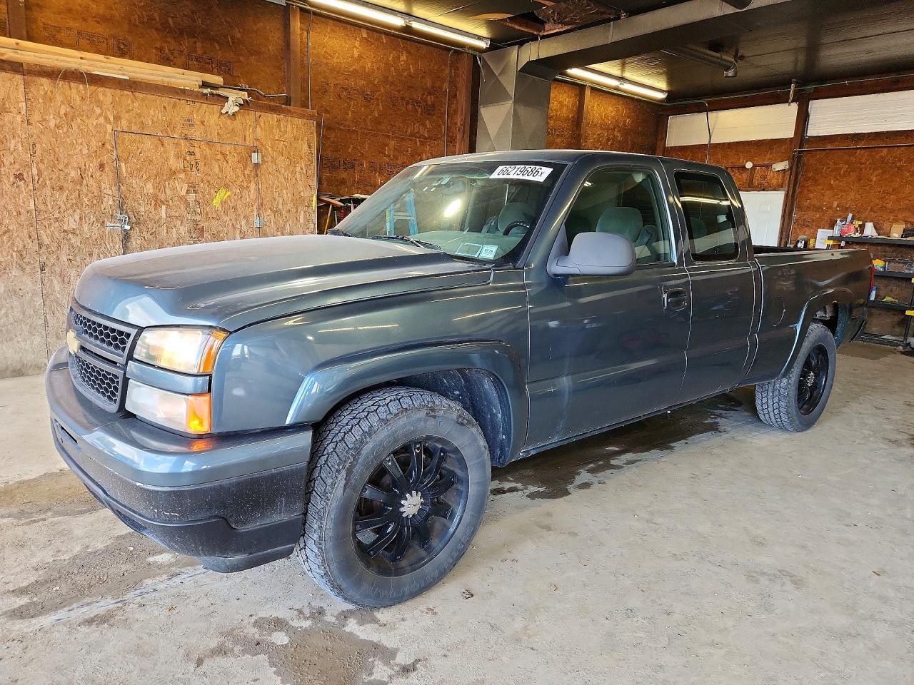 2GCEK19B661127536 · 2006 CHEVROLET SILVERADO