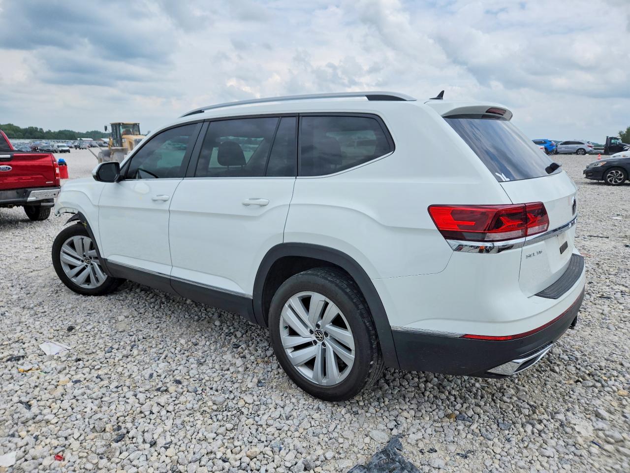 1V2BR2CAXMC507313 · 2021 VOLKSWAGEN ATLAS · 2/13