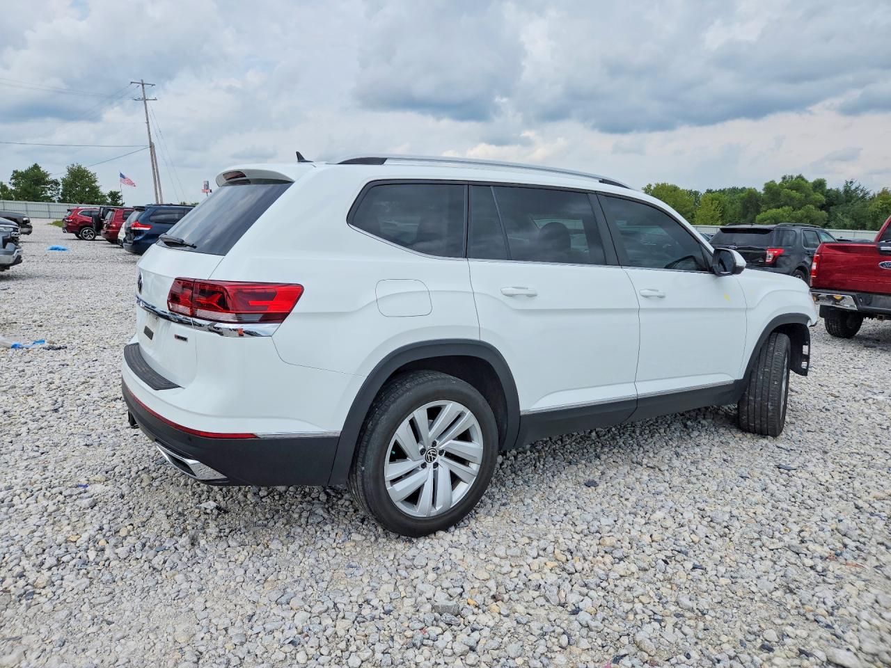 1V2BR2CAXMC507313 · 2021 VOLKSWAGEN ATLAS · 3/13