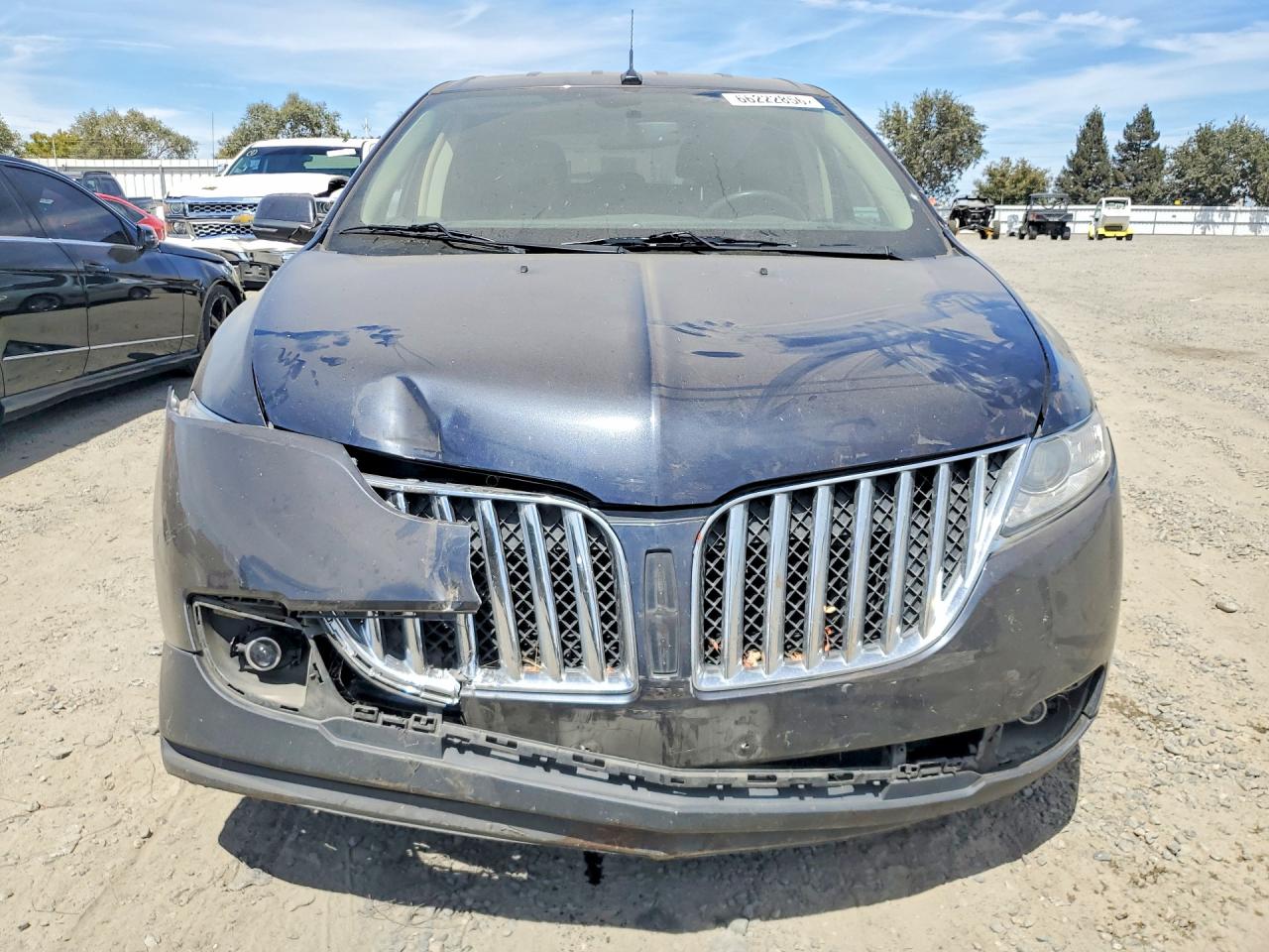 2LMDJ6JK7DBL46973 · 2013 LINCOLN MKX · 5/13