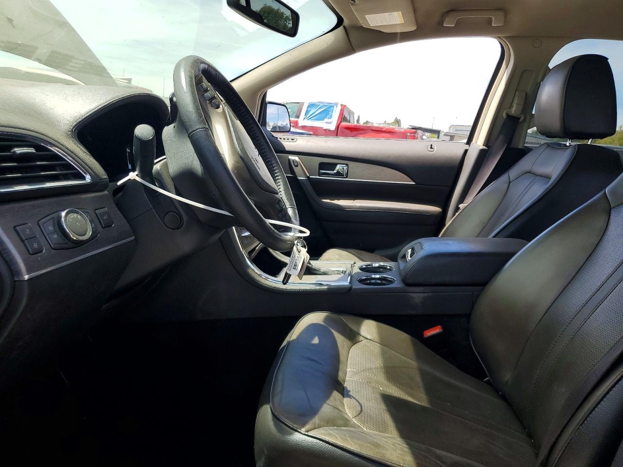 2LMDJ6JK7DBL46973 · 2013 LINCOLN MKX · 7/13