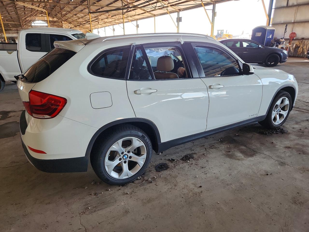 WBAVM1C59DVW45761 · 2013 BMW X1 · 3/12