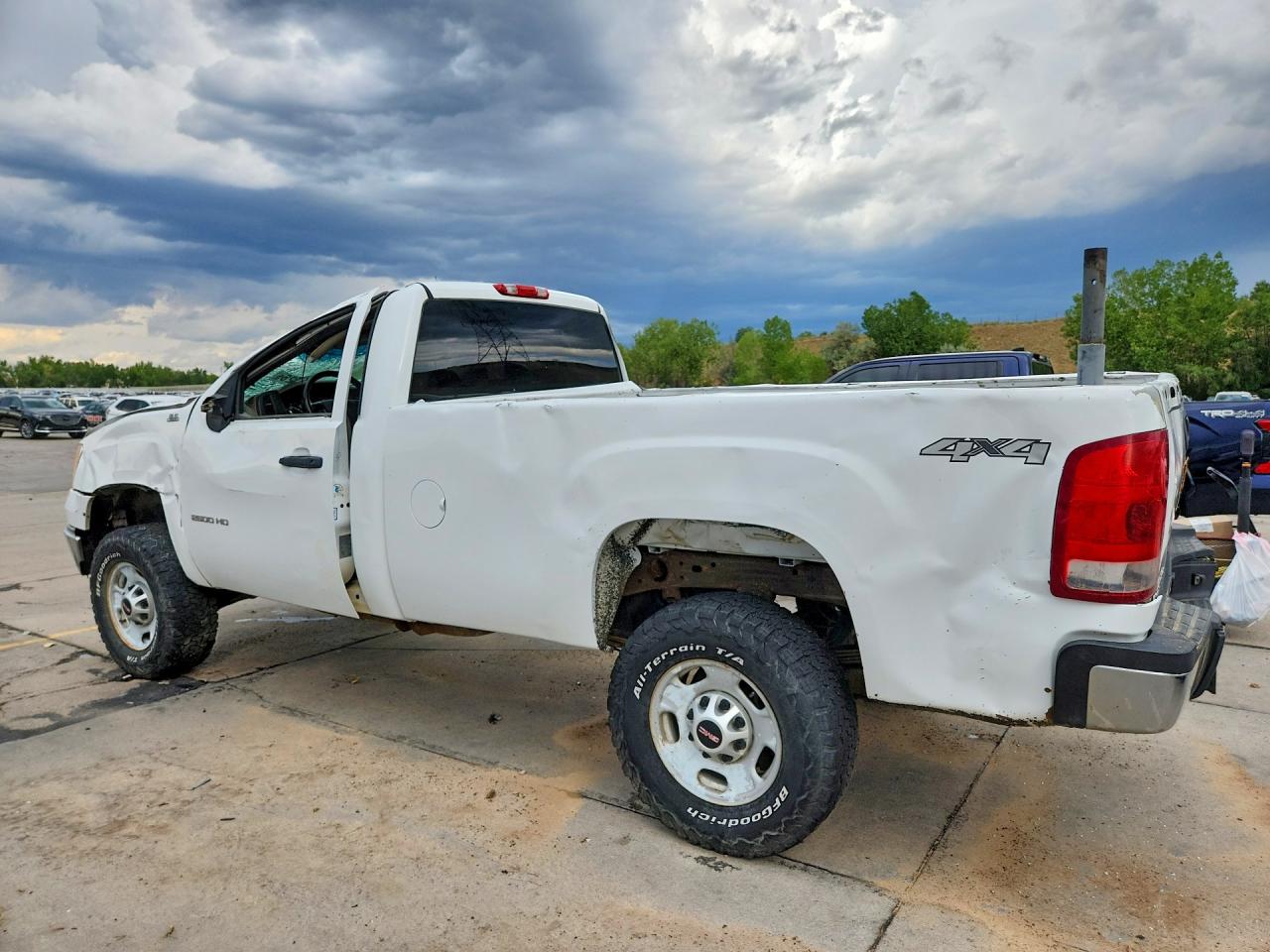 1GT02ZCG0EF117542 · 2014 GMC SIERRA · 2/12