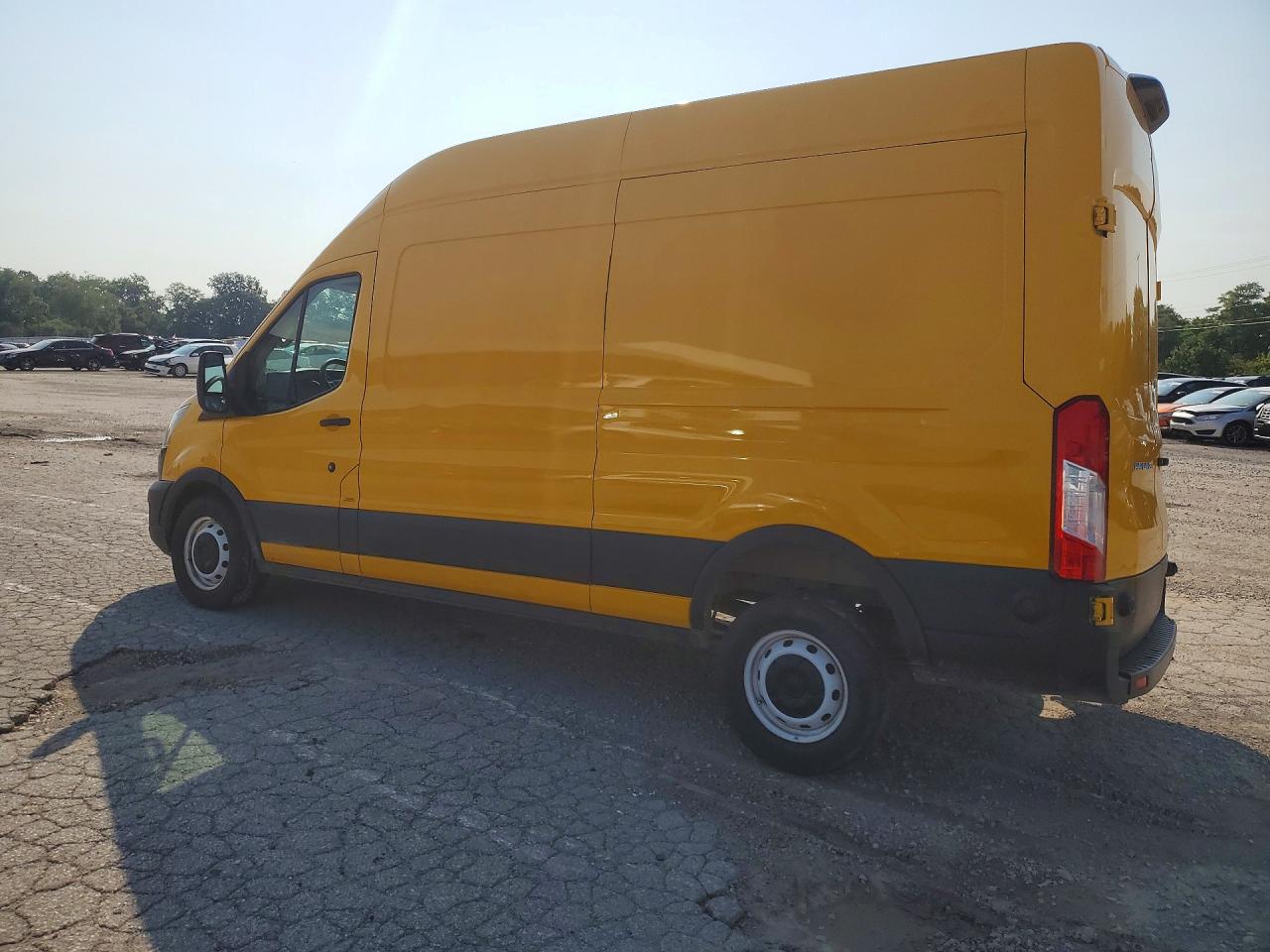1FTBR1X81PKA25438 · 2023 FORD TRANSIT · 2/13