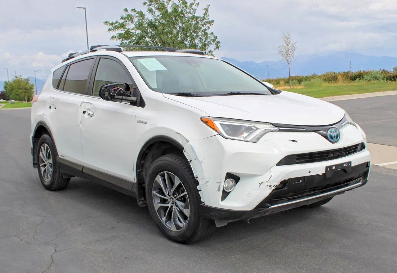 JTMRJREV3HD104354 · 2017 TOYOTA RAV4 HYBRID