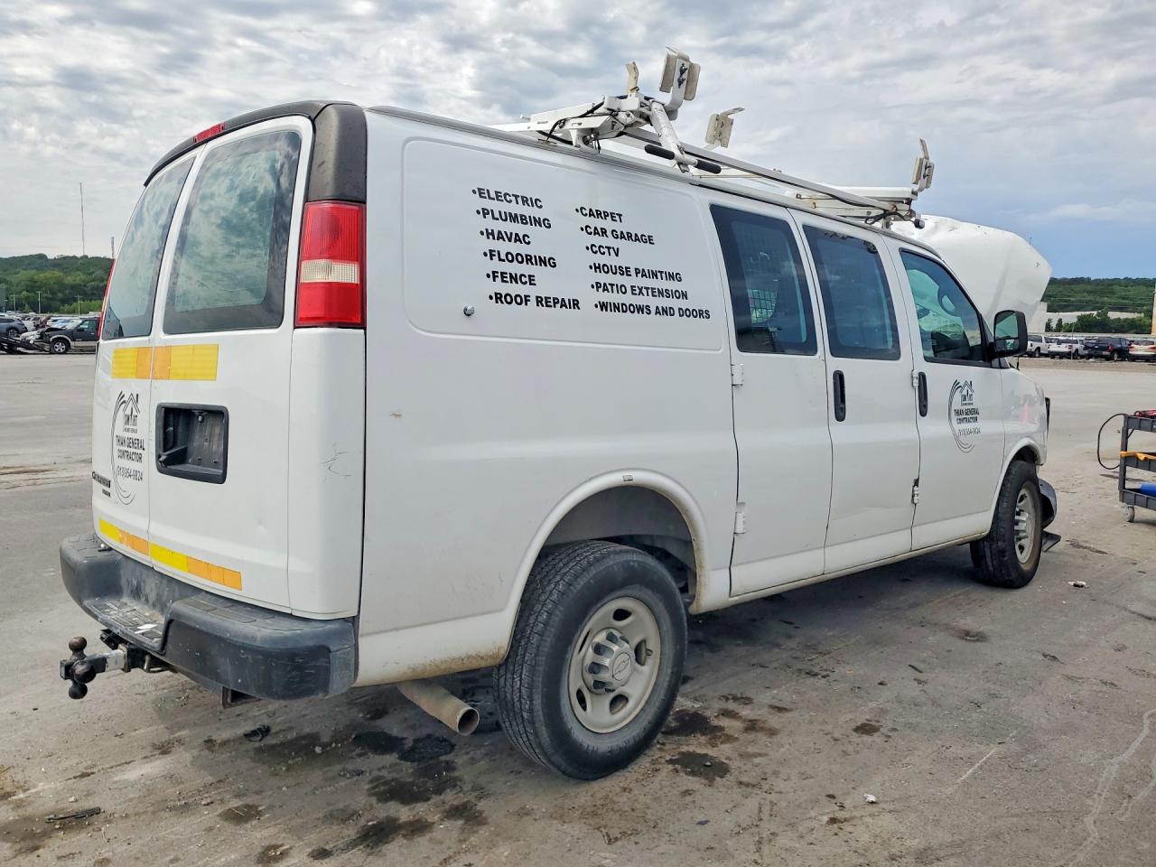 1GCWGFCF5F1145840 · 2015 CHEVROLET EXPRESS G2500 · 3/13