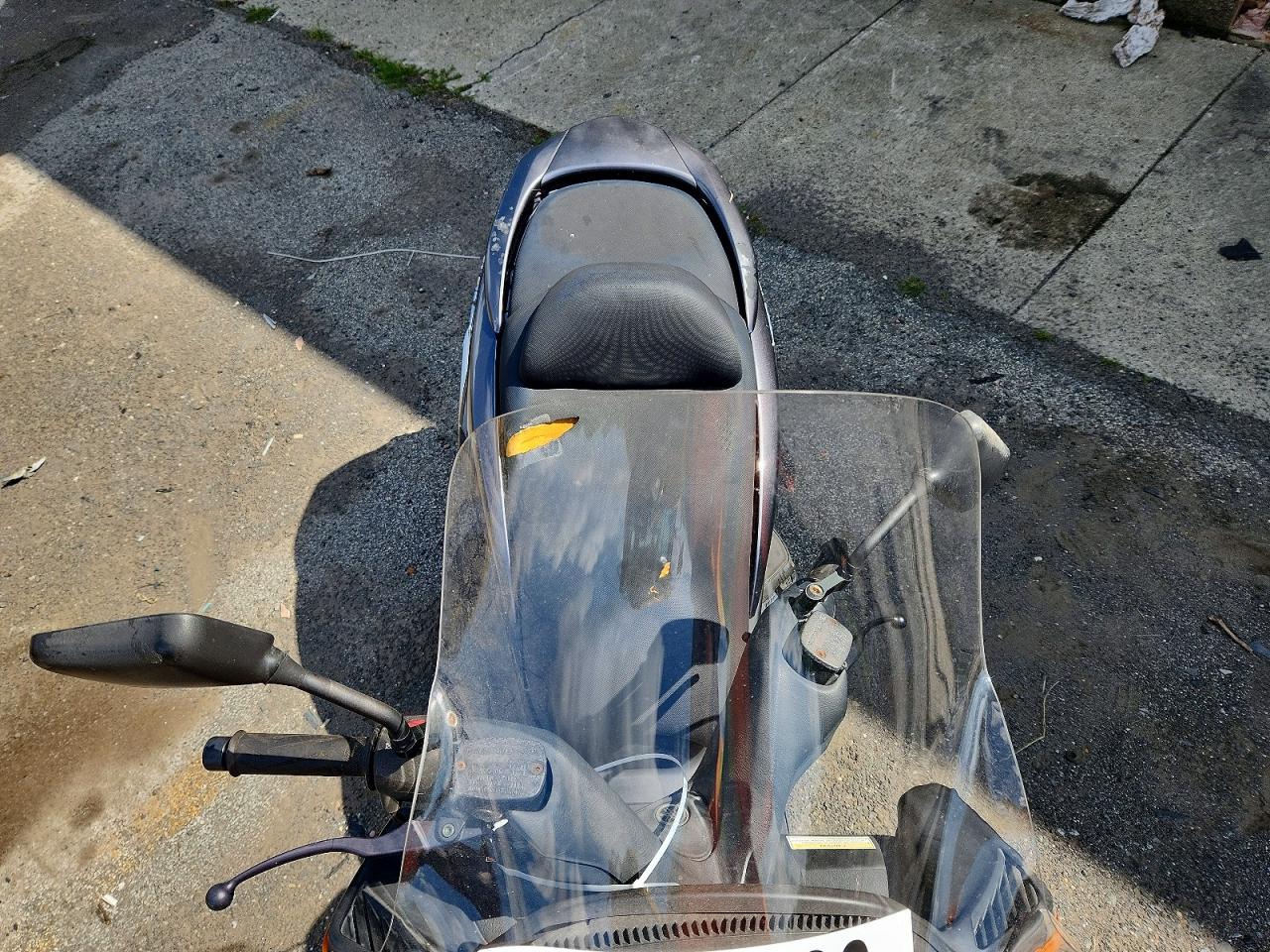 JYASH03Y55A002343 · 2005 YAMAHA YP400 · 5/9