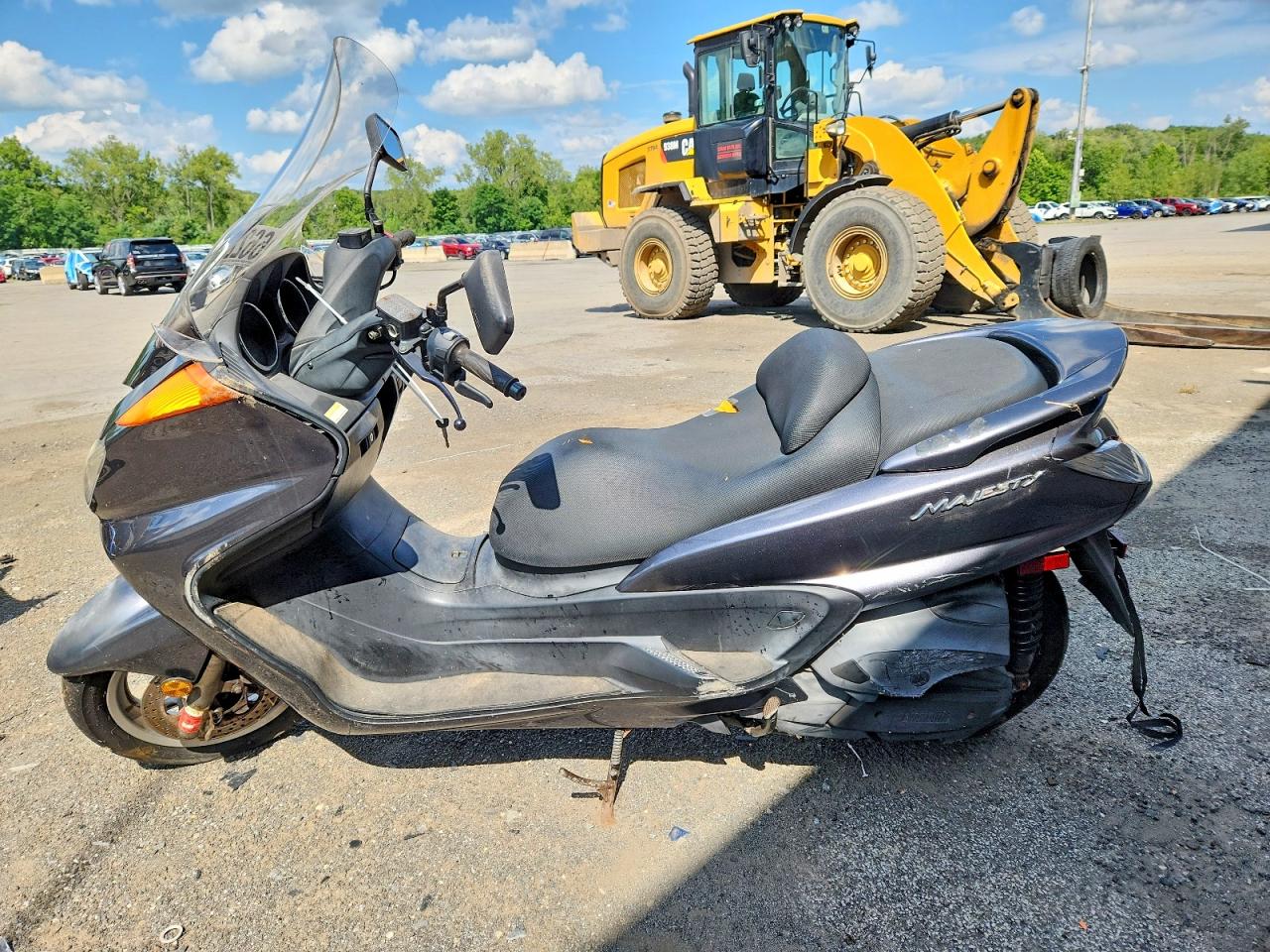 JYASH03Y55A002343 · 2005 YAMAHA YP400 · 3/9