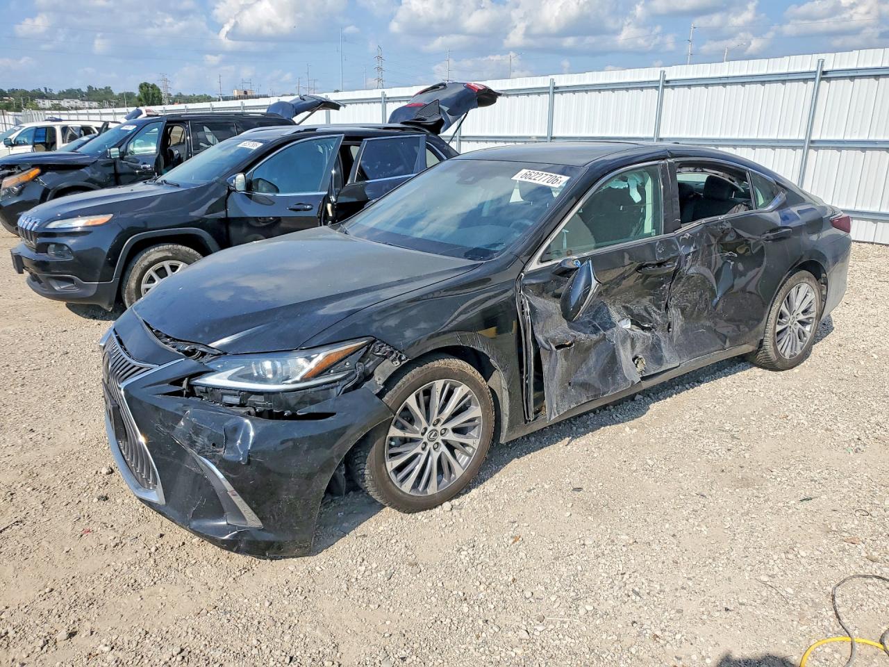 58AD11D18MU007126 · 2021 LEXUS ES 250