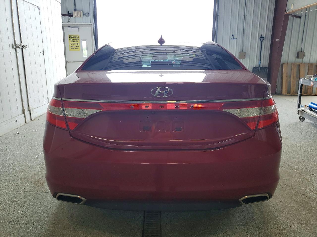 KMHFG4JG8GA505549 · 2016 HYUNDAI AZERA · 6/12