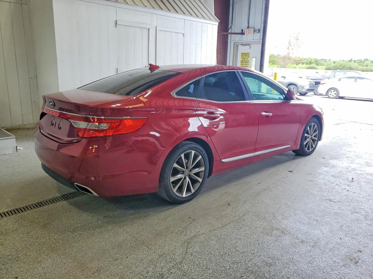 KMHFG4JG8GA505549 · 2016 HYUNDAI AZERA · 3/12