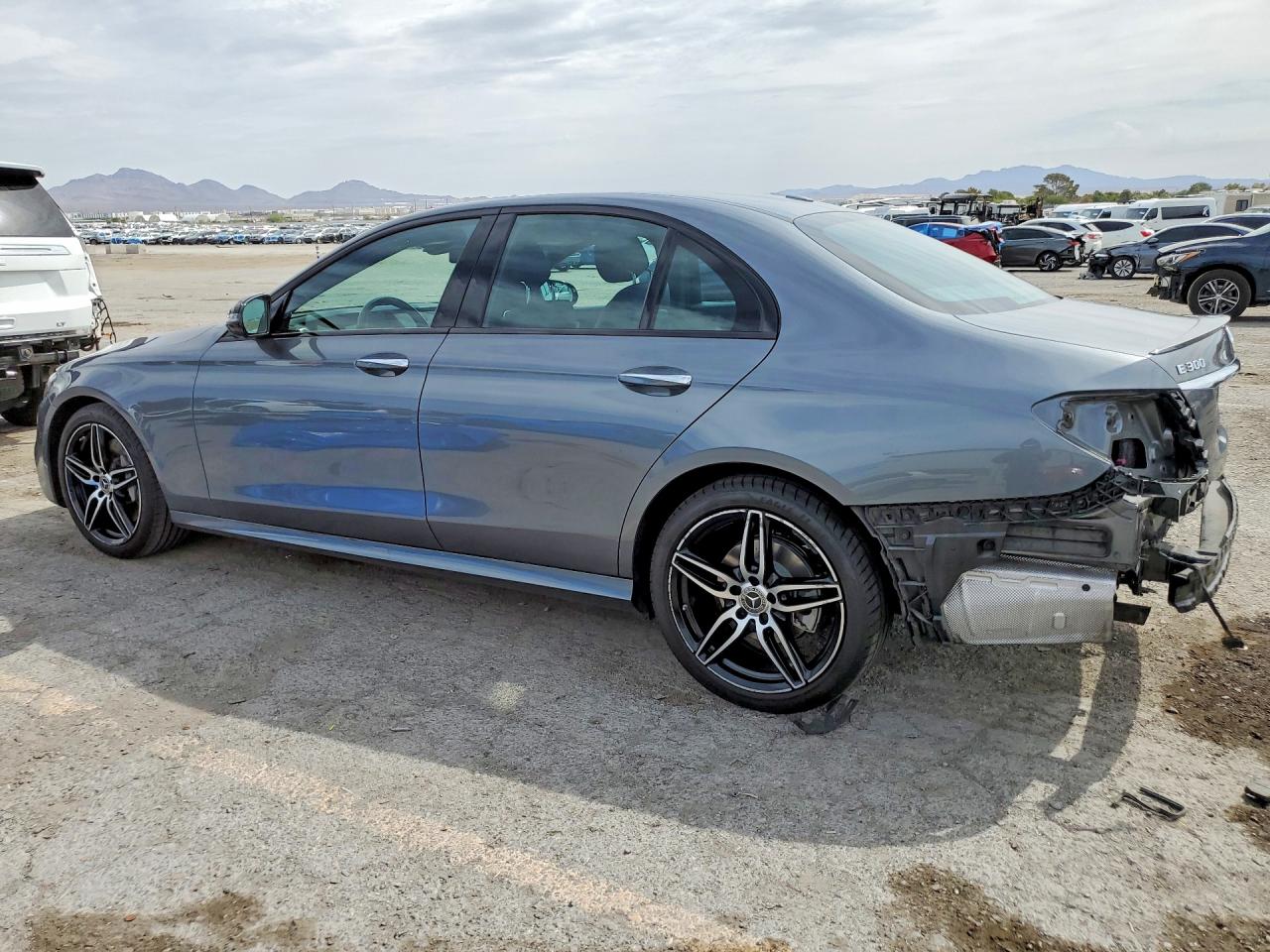 WDDZF4JB3KA662249 · 2019 MERCEDES-BENZ E · 2/13