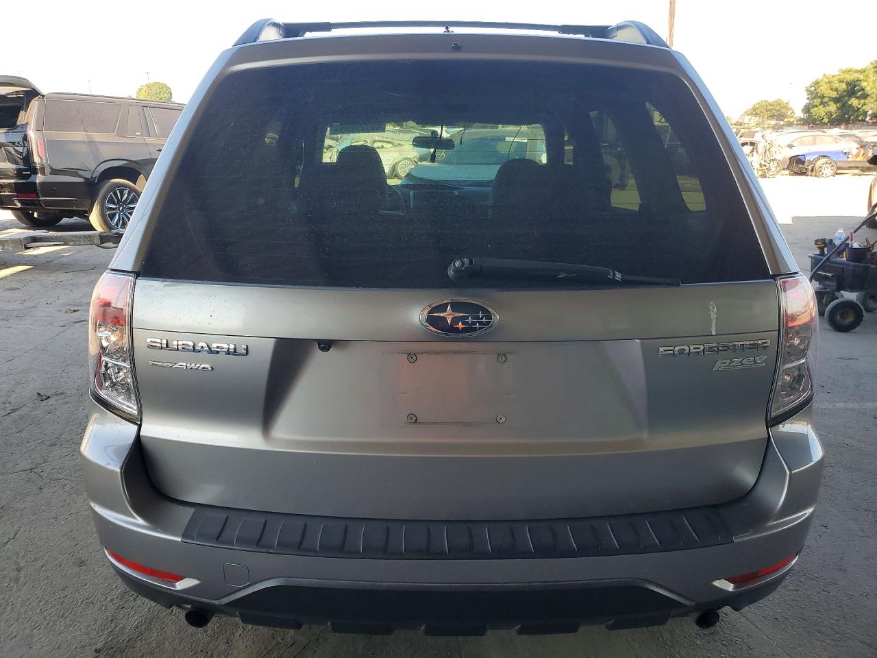 JF2SH6BC2AH773567 · 2010 SUBARU FORESTER · 6/13