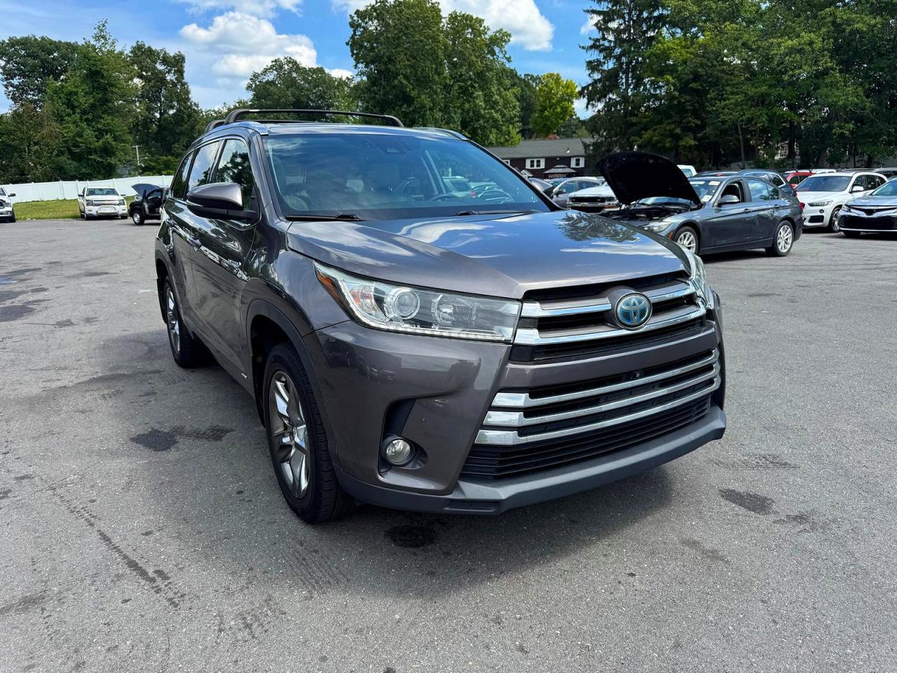 5TDDGRFH0JS037286 · 2018 TOYOTA HIGHLANDER HYBRID · 4/15