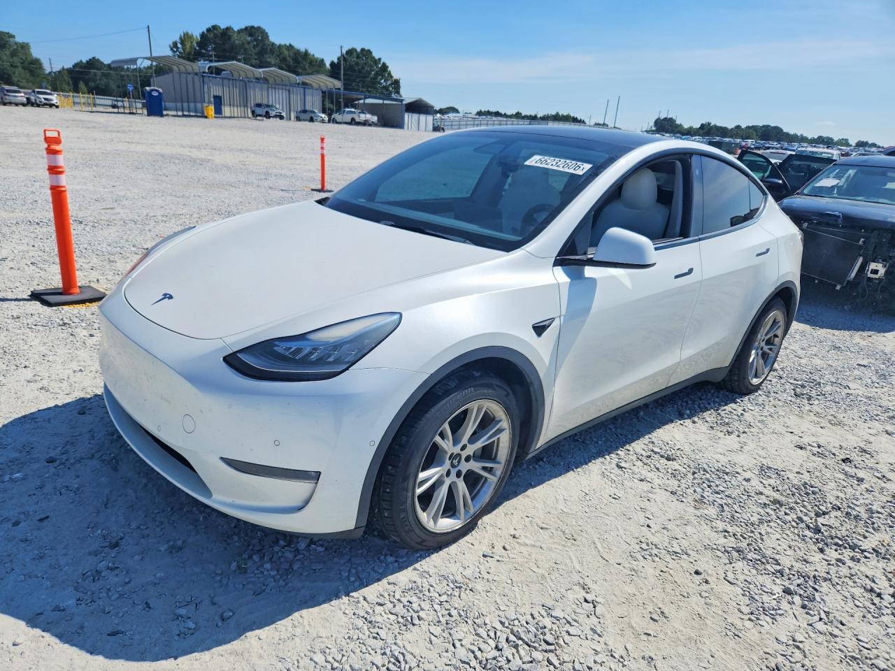 5YJYGDEE2MF192992 · 2021 TESLA MODEL Y
