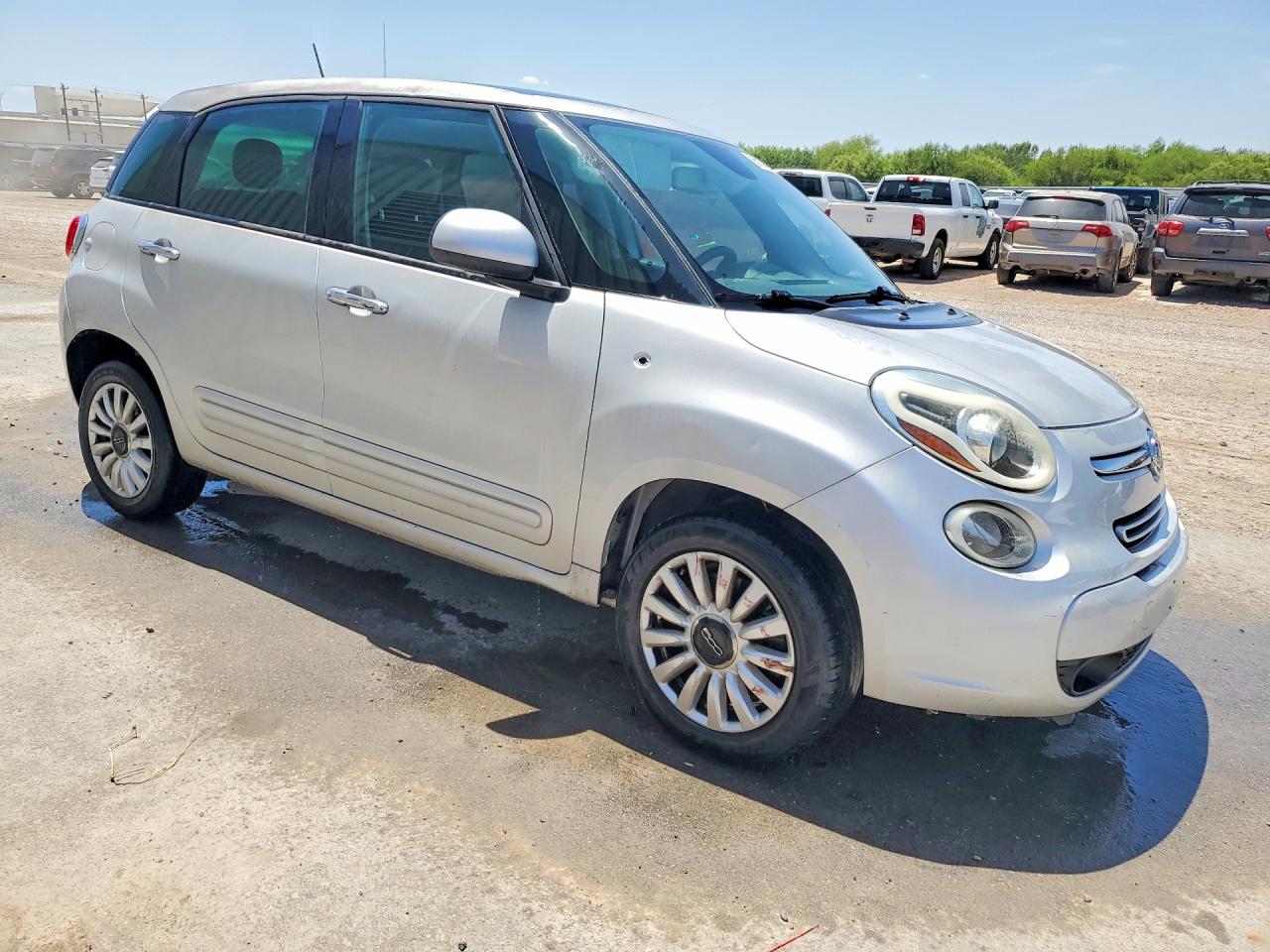 ZFBCFABH8FZ031248 · 2015 FIAT 500L · 4/12