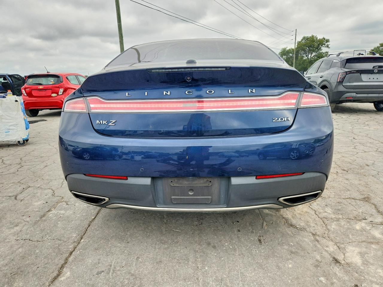 3LN6L5LUXHR654881 · 2017 LINCOLN MKZ · 6/12