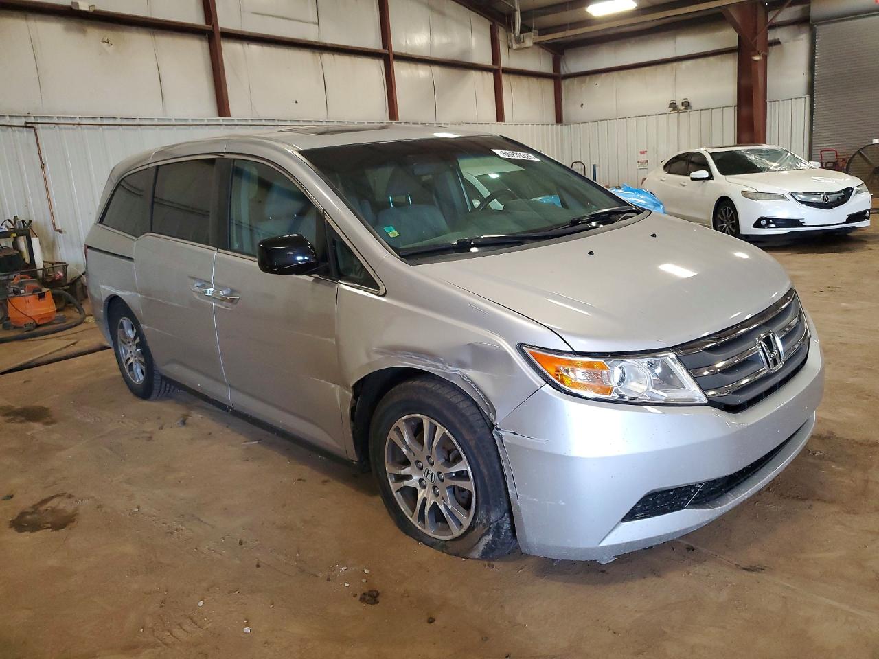 5FNRL5H67CB116340 · 2012 HONDA ODYSSEY · 4/12