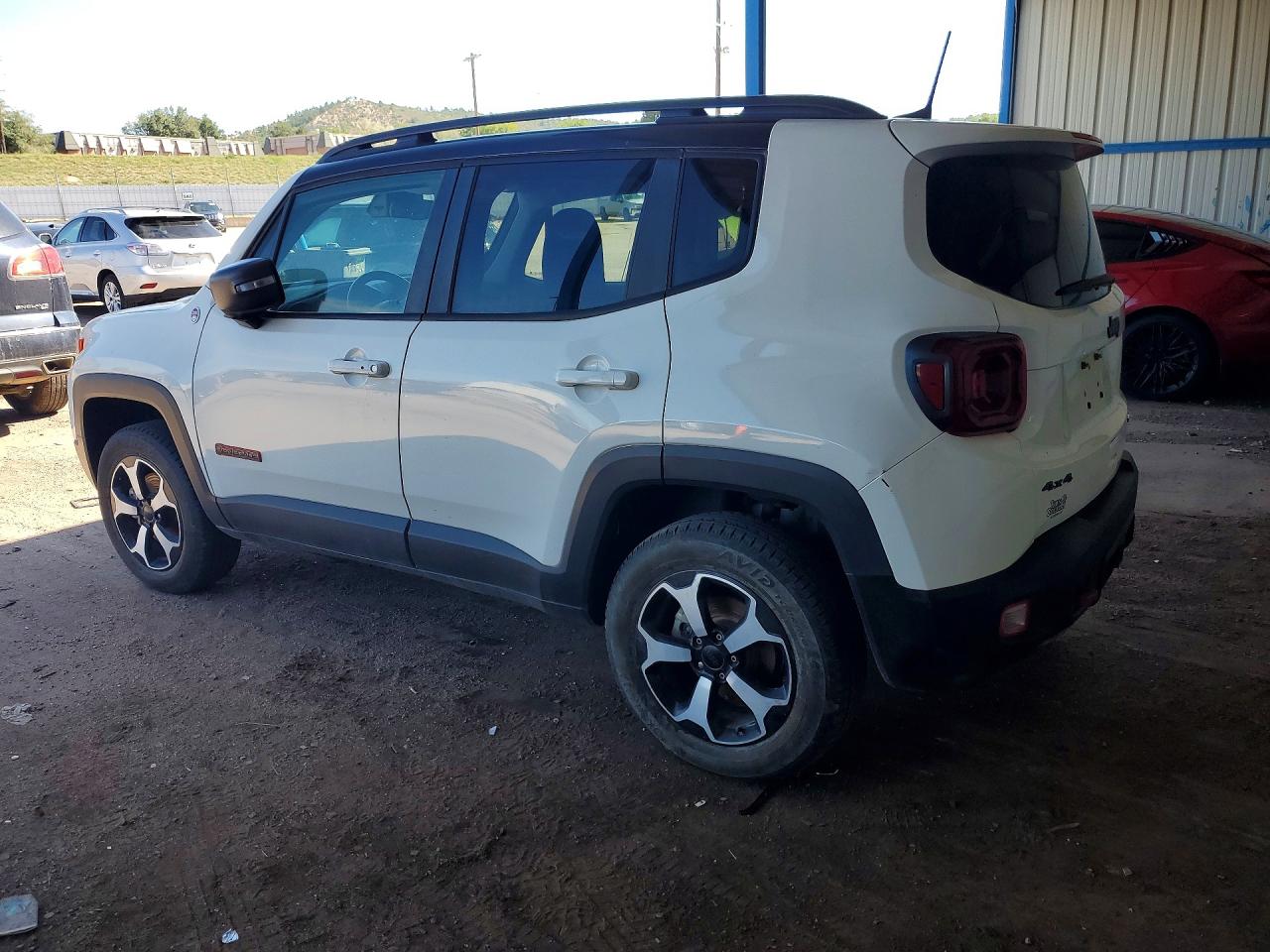 ZACNJBC1XKPJ99989 · 2019 JEEP RENEGADE · 2/13