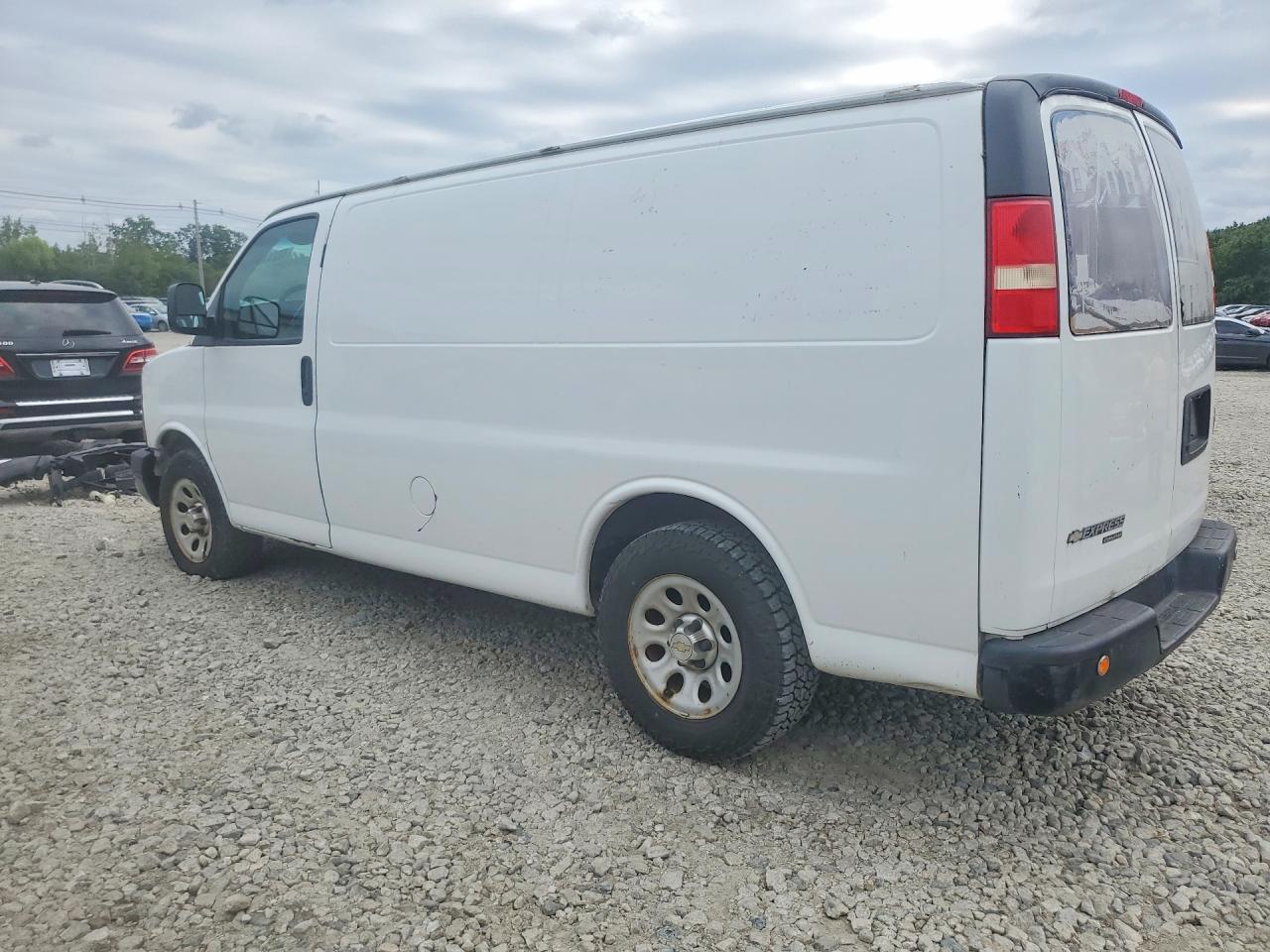 1GCSGAFX5E1129657 · 2014 CHEVROLET EXPRESS G1500 · 2/12
