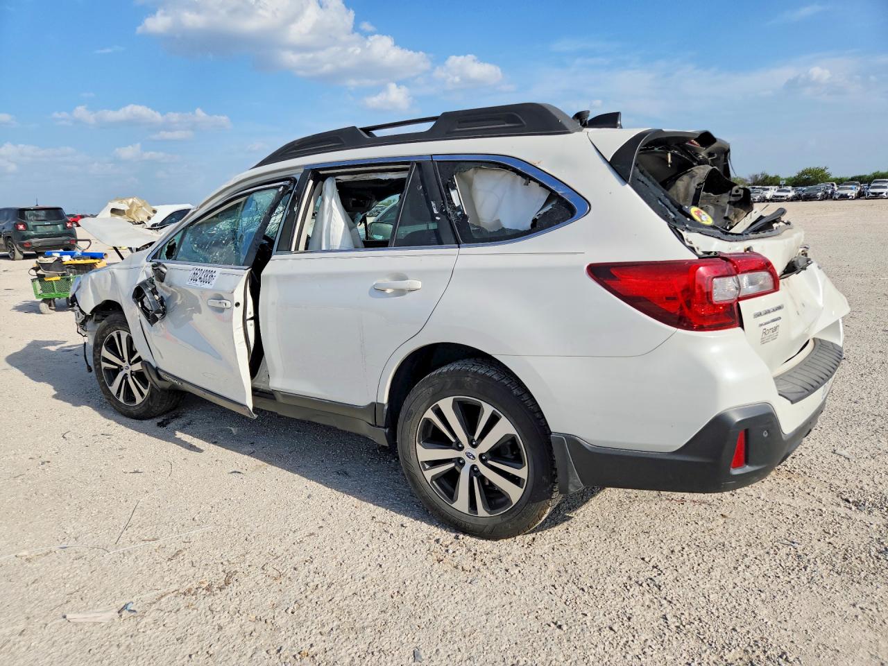 4S4BSANC4K3393655 · 2019 SUBARU OUTBACK · 2/12