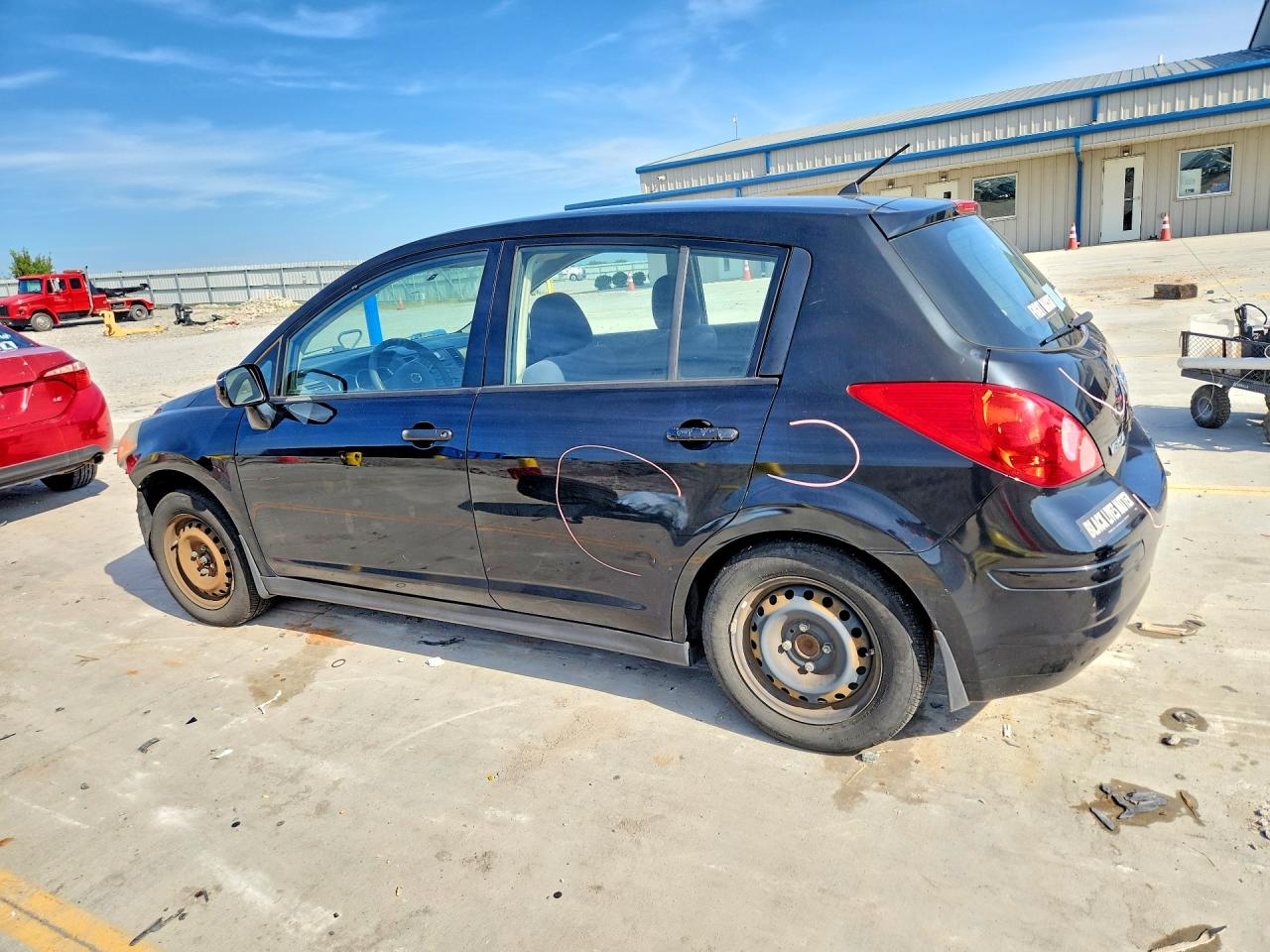 3N1BC13E99L391021 · 2009 NISSAN VERSA · 2/13