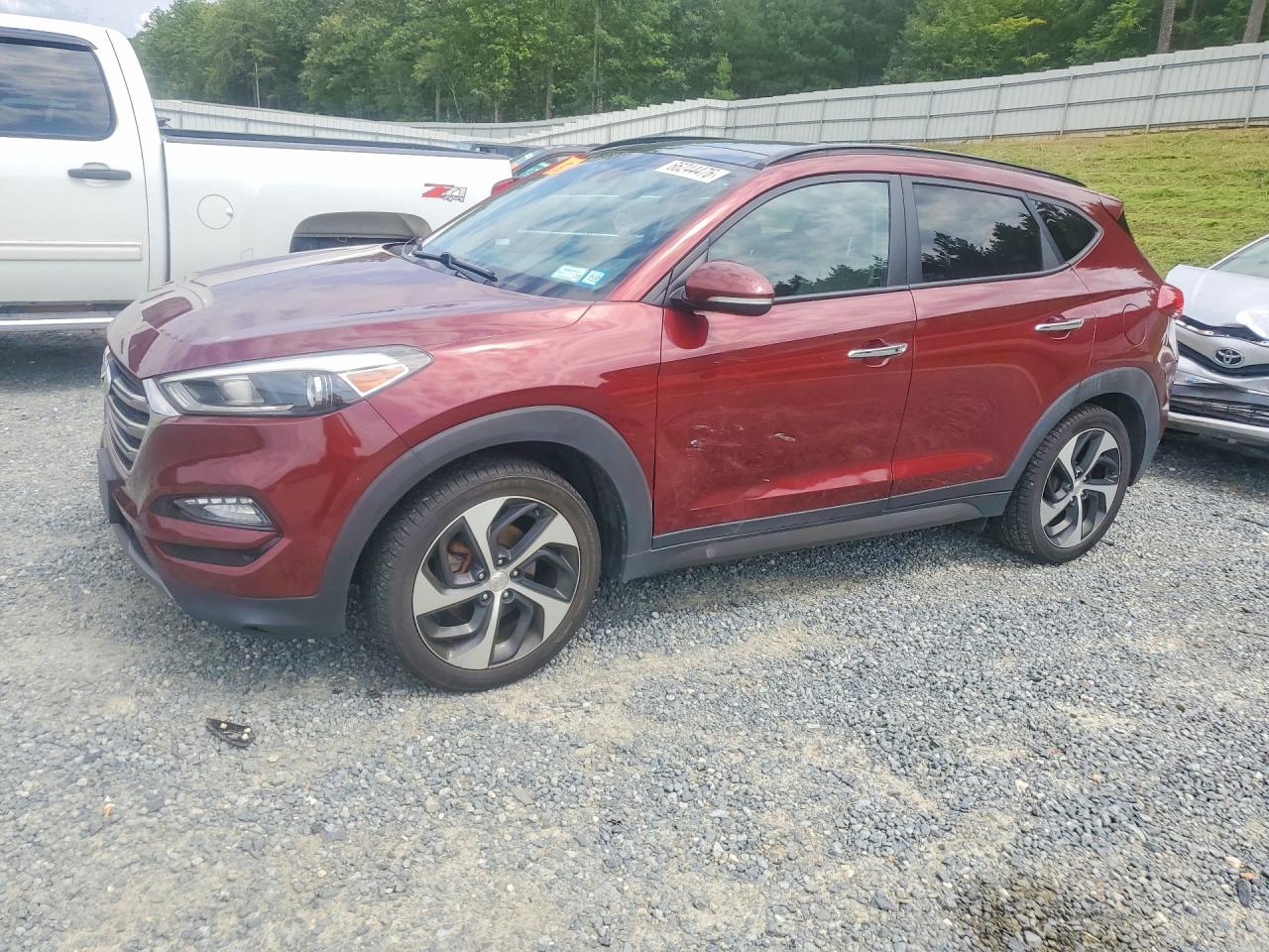KM8J3CA28GU084659 · 2016 HYUNDAI TUCSON