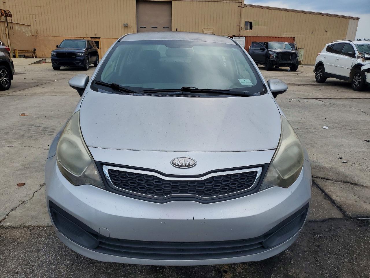 KNADN4A3XC6077346 · 2012 KIA RIO · 5/12