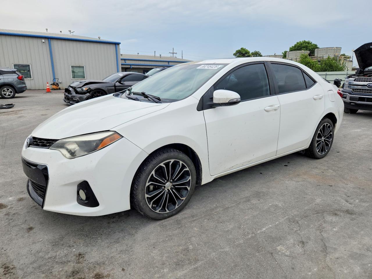 5YFBURHE6FP316311 · 2015 TOYOTA COROLLA