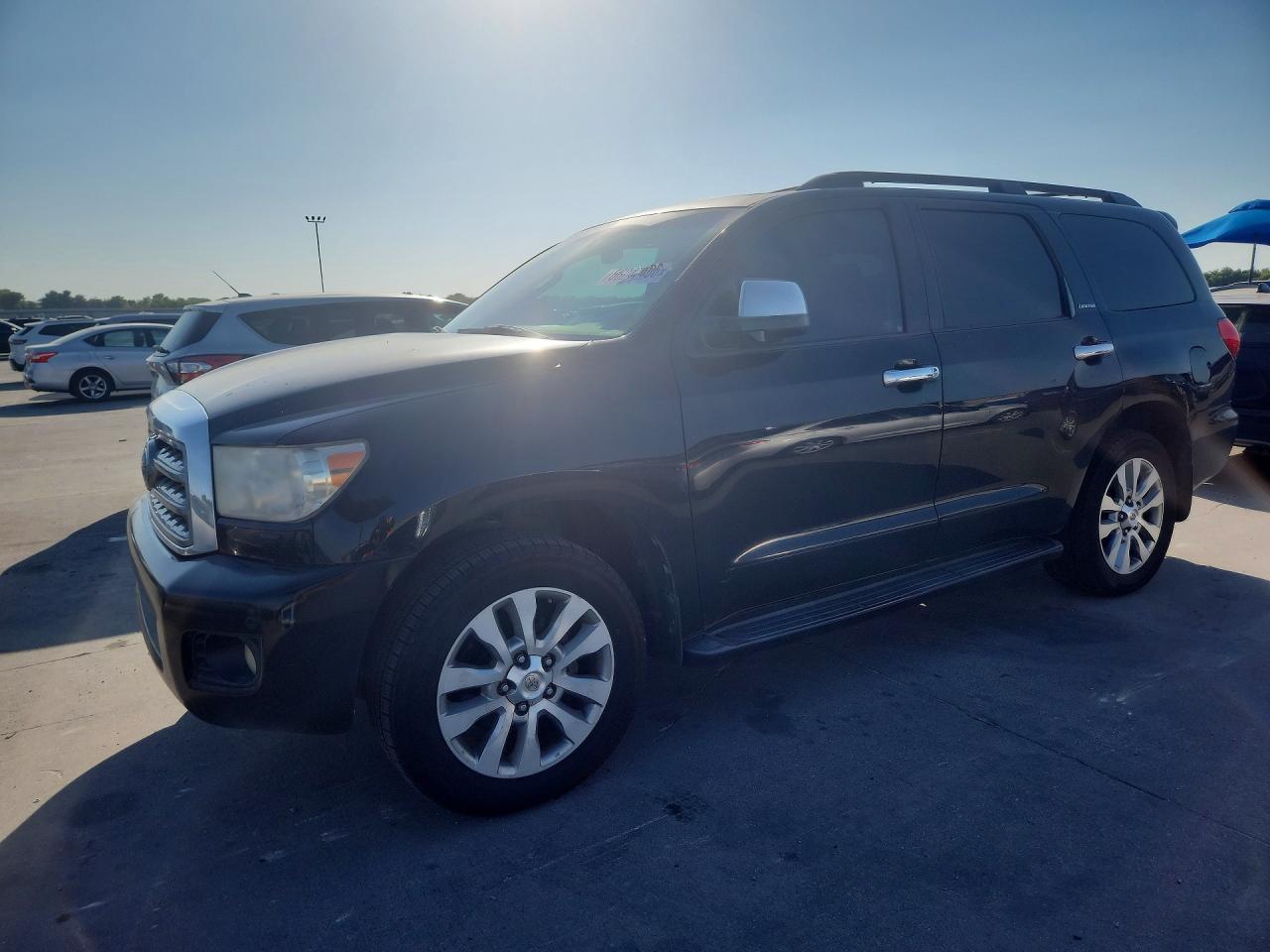 5TDKY5G1XBS031124 · 2011 TOYOTA SEQUOIA