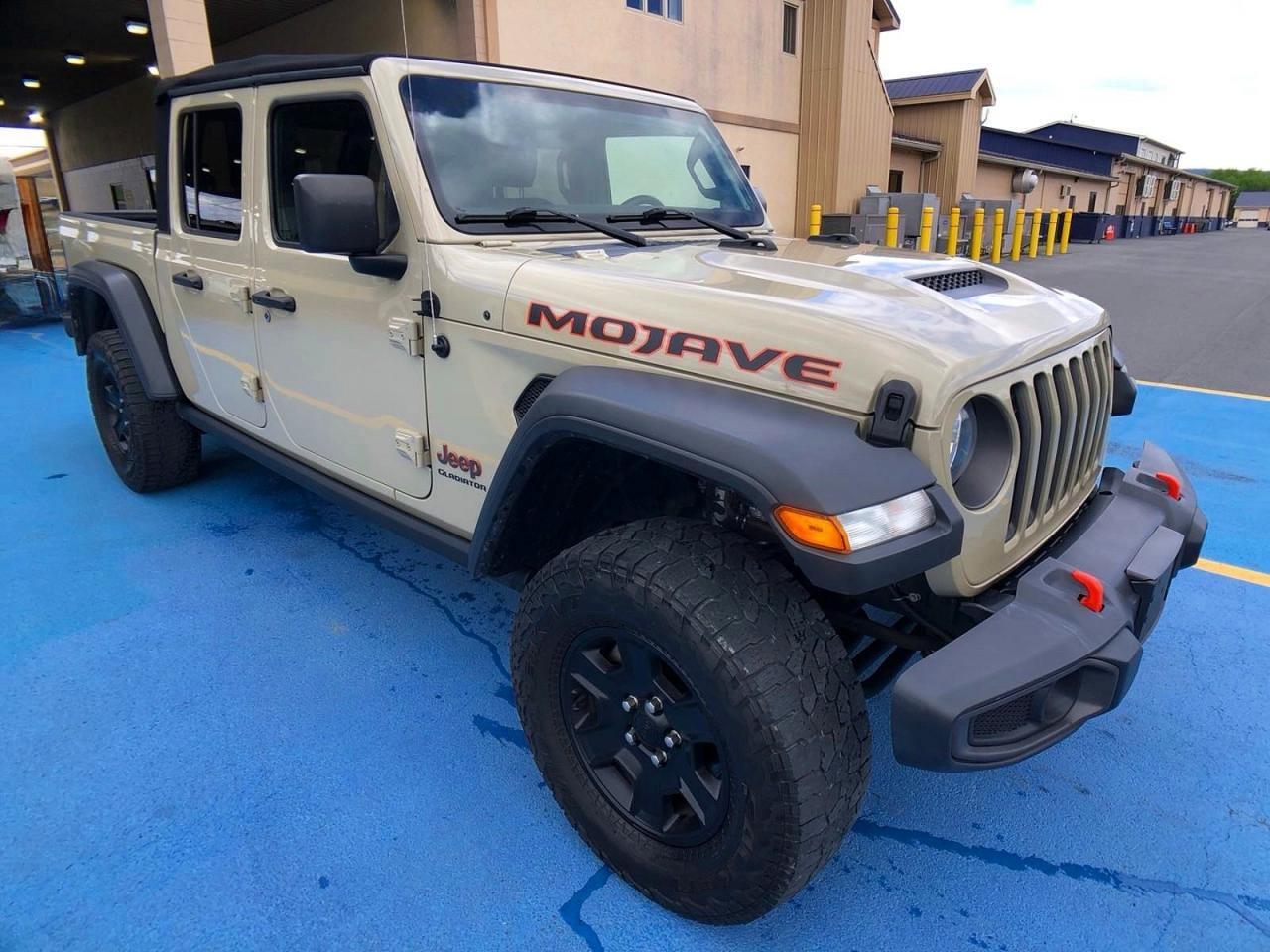1C6JJTEG5NL163197 · 2022 JEEP GLADIATOR · 2/14