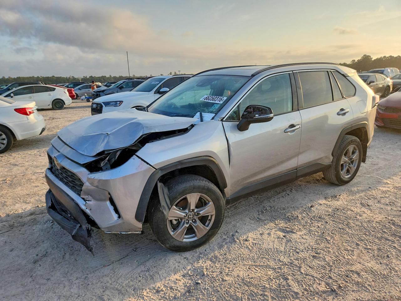 2T3W1RFV2SC303876 · 2025 TOYOTA RAV4
