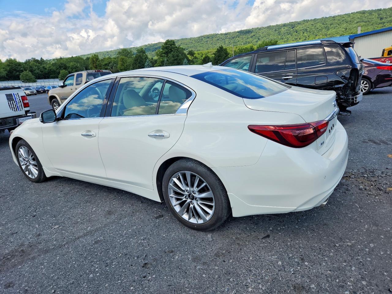 JN1EV7BR8MM752848 · 2021 INFINITI Q50 · 2/12